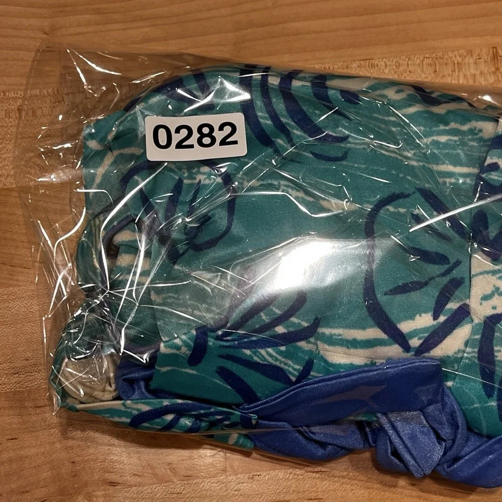 Vintage Sea Waves One-Piece Swimsuit, Women's Size 16, Seashells, Teal, Padded